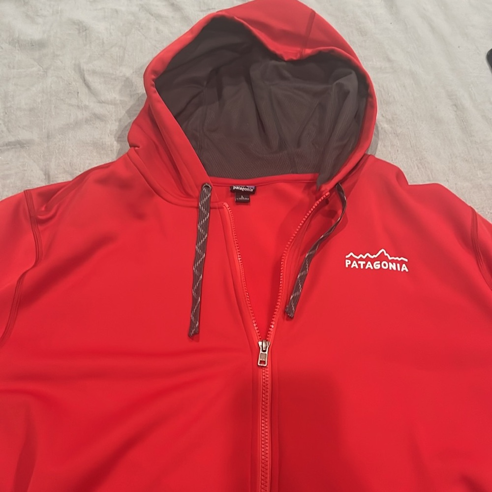 Long sleeve Patagonia zip jacket
